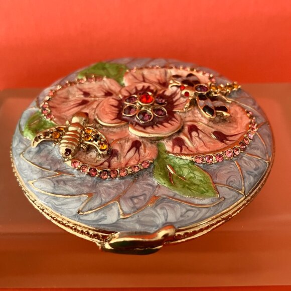 Vintage Enamel Compact: Jewelled Dragonfly & Bee, Double Mirror - Picture 6 of 9